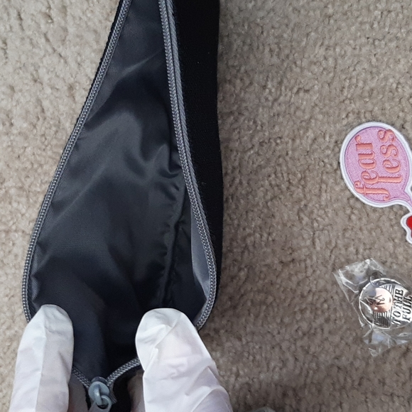 key chain, iron on patch, pencil case, mug - Picture 8 of 10